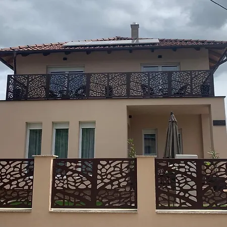 Dodi Apartman Zalakaros Exterior photo